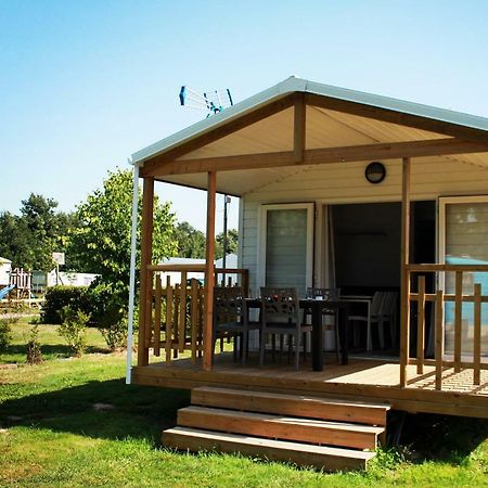 Camping Au Pre De L'Etang Sainte-Foy  Eksteriør bilde