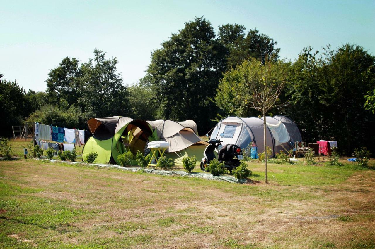 Camping Au Pre De L'Etang Sainte-Foy  Eksteriør bilde